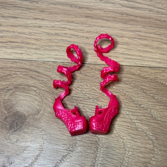 Monster High Other - Monster High Lagoona Blue "Dance Class" doll shoes